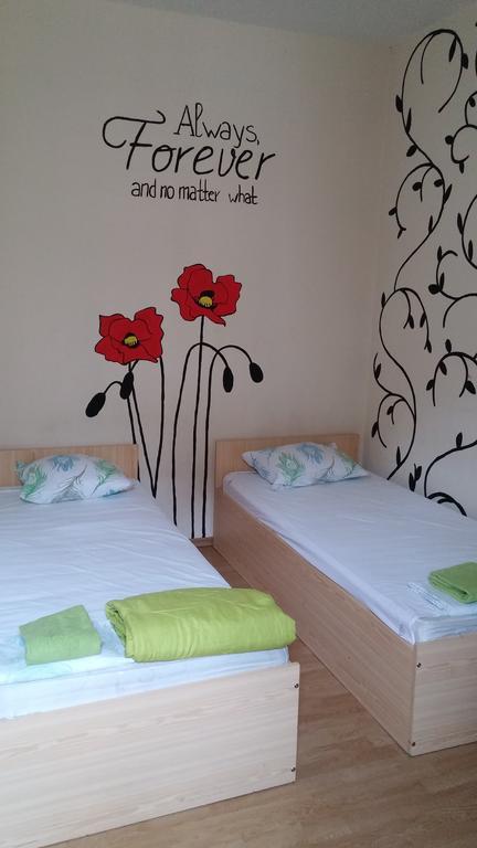 Cheap & Good Apartments Riga Exterior photo